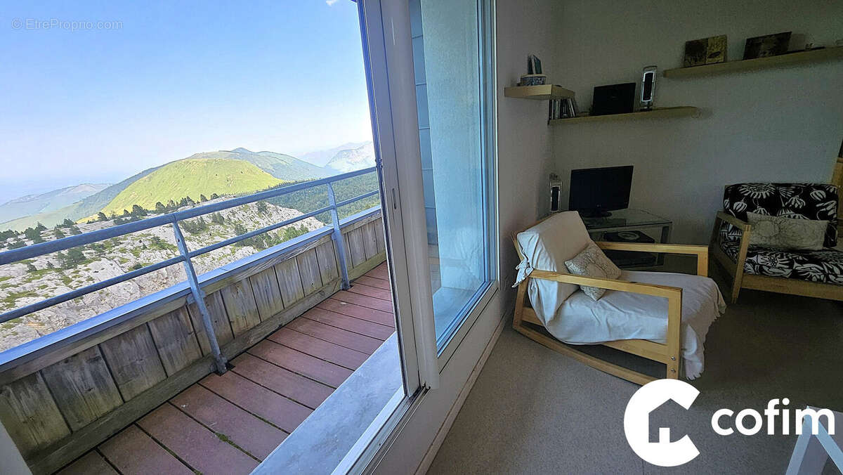Appartement à ARETTE