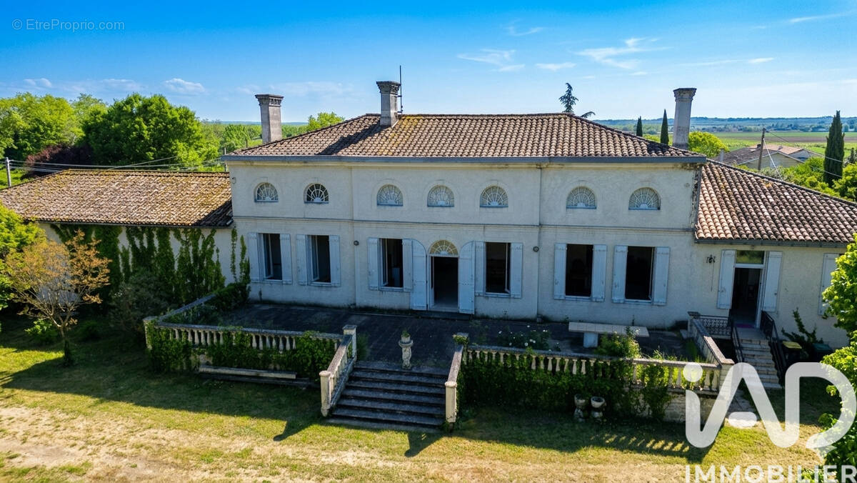 Photo 1 - Maison à LAMOTHE-LANDERRON