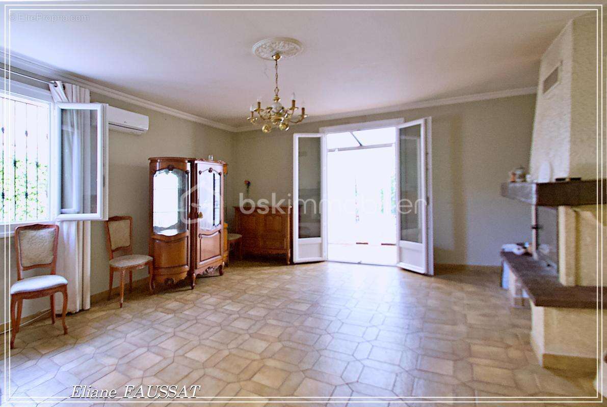 Maison de ville, 5/6 chambres 170m² avec piscine couverte, dépaysement exotique à Tarbes !!! - photo 6