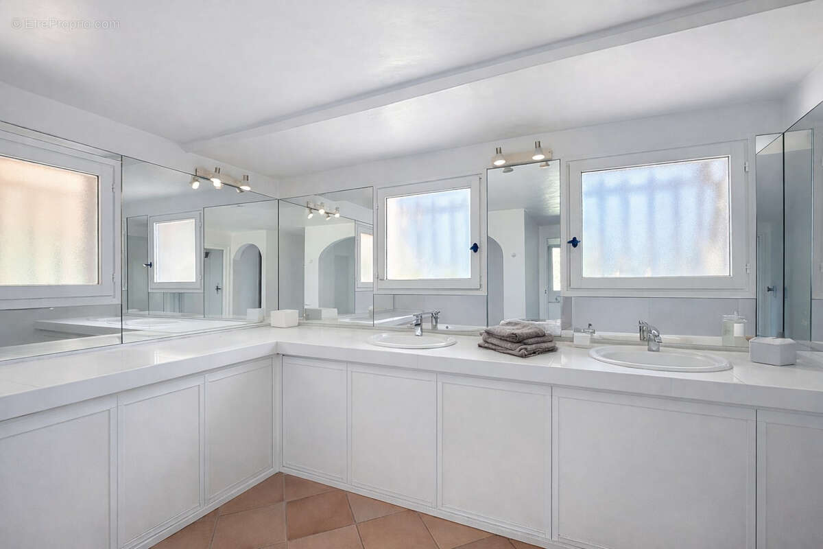 Maison à PORTO-VECCHIO