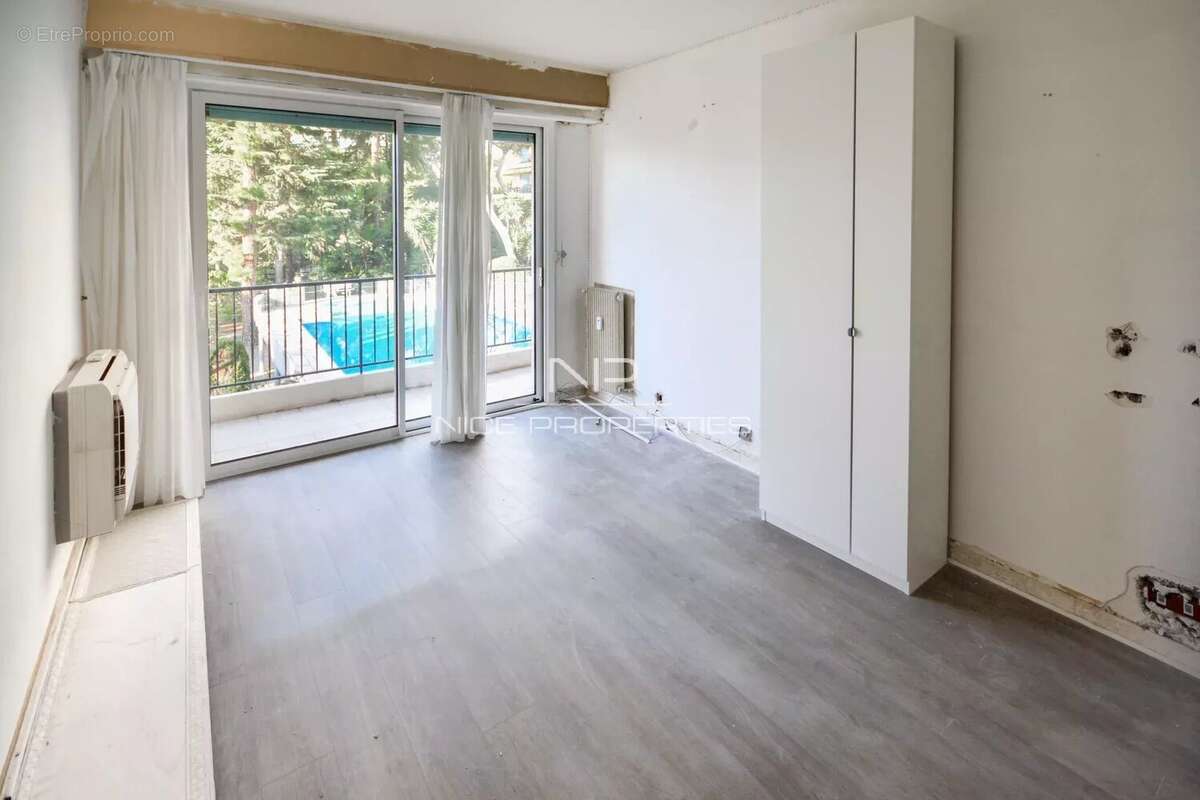 Appartement à CAP-D'AIL