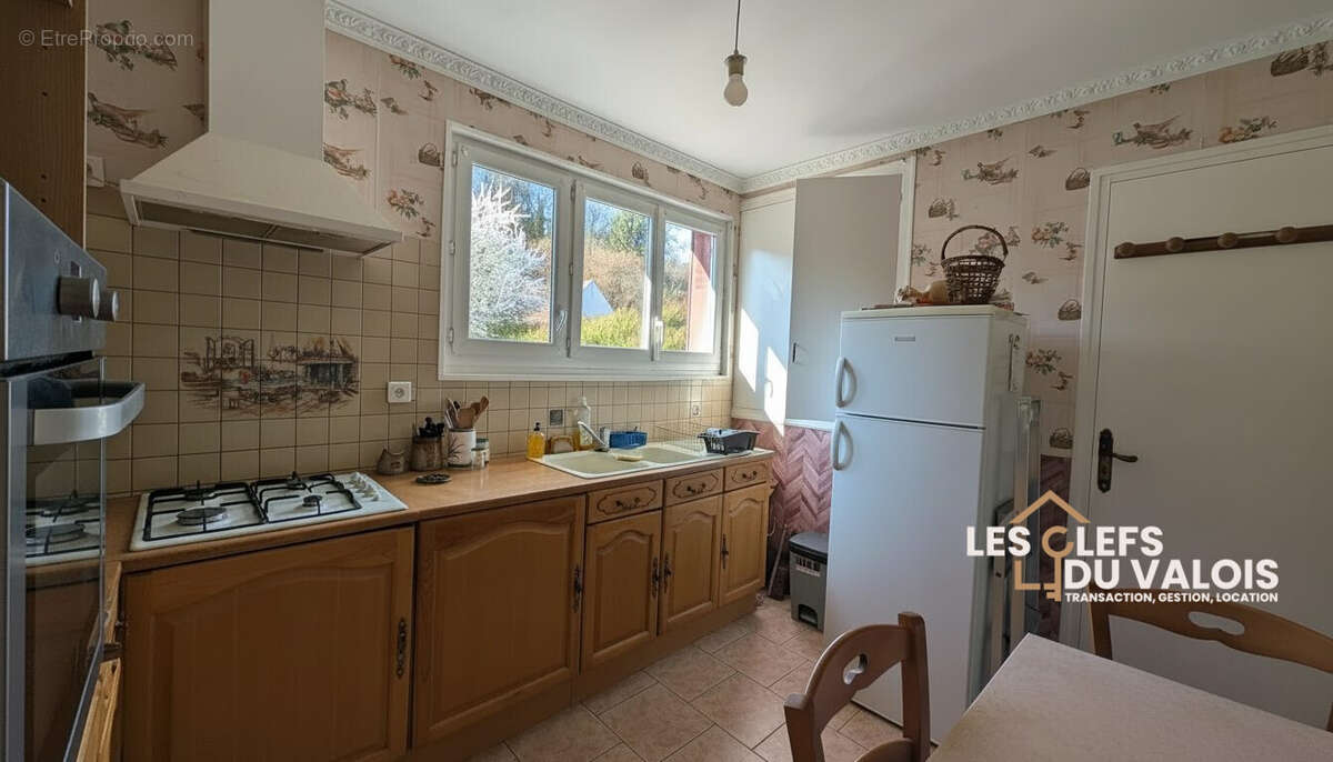 cuisine - Maison à BETHISY-SAINT-PIERRE