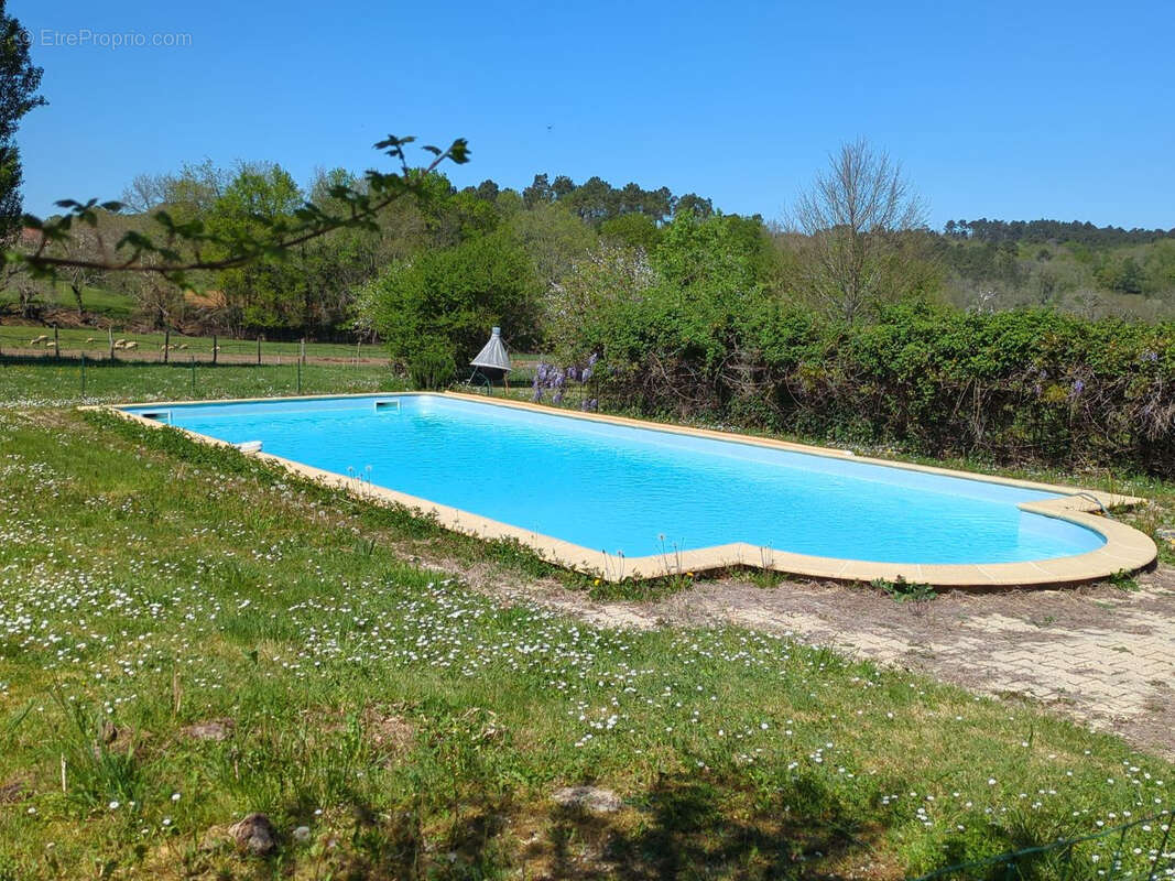 Maison à LAVEYSSIERE