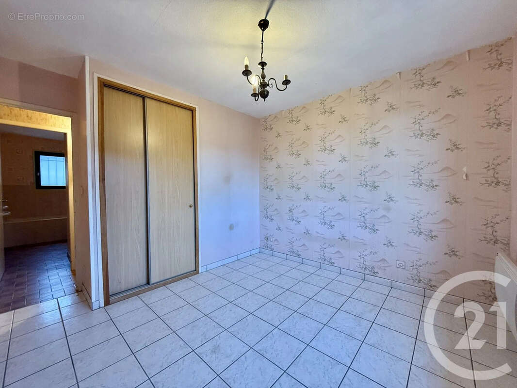 Maison à MONTBEUGNY