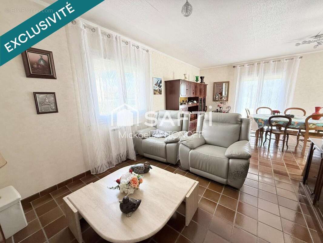 Photo 6 - Maison à COMBRE