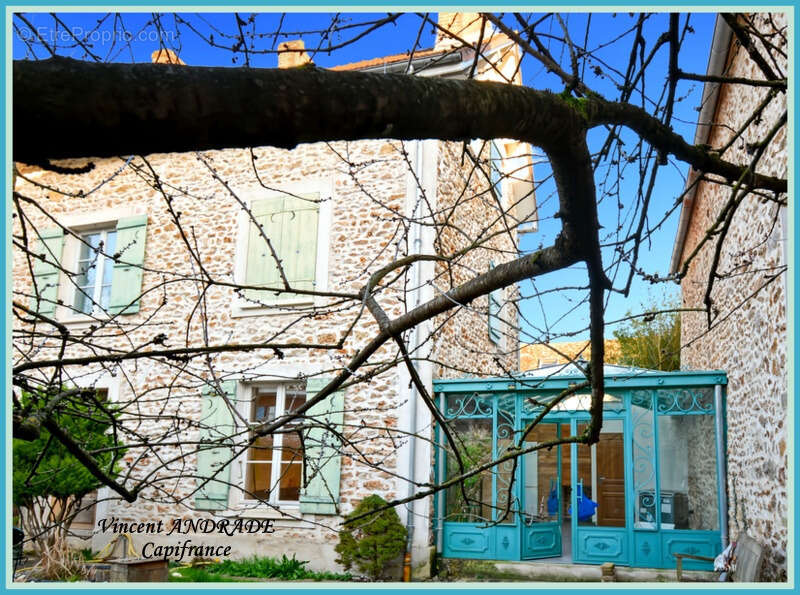 Maison à CHEPTAINVILLE