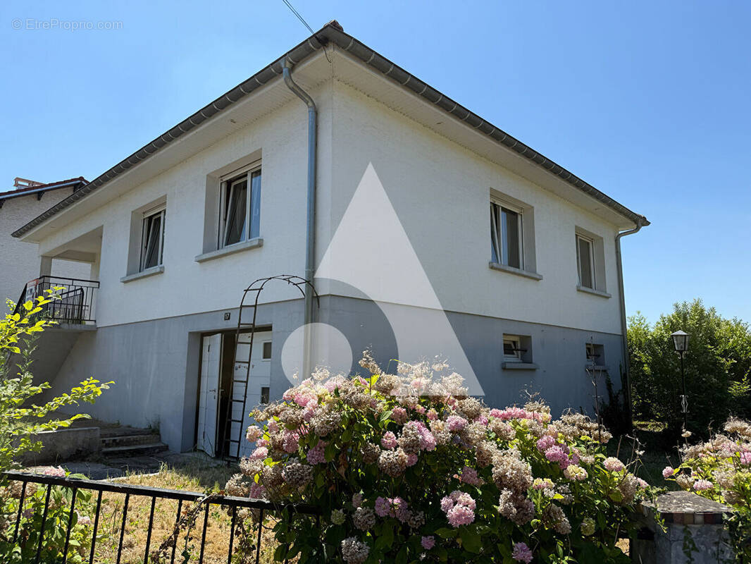 Maison à JONCHEREY