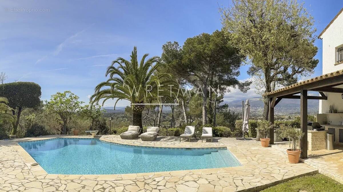 Maison à MOUGINS