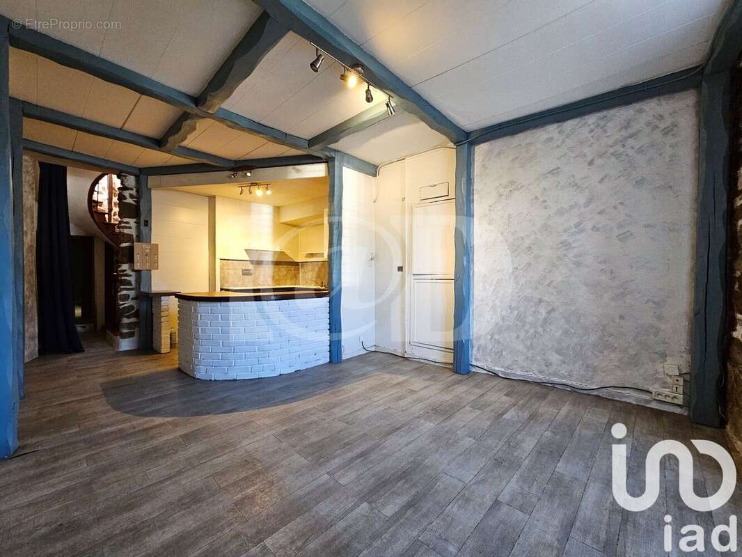 Photo 2 - Maison à LINAS