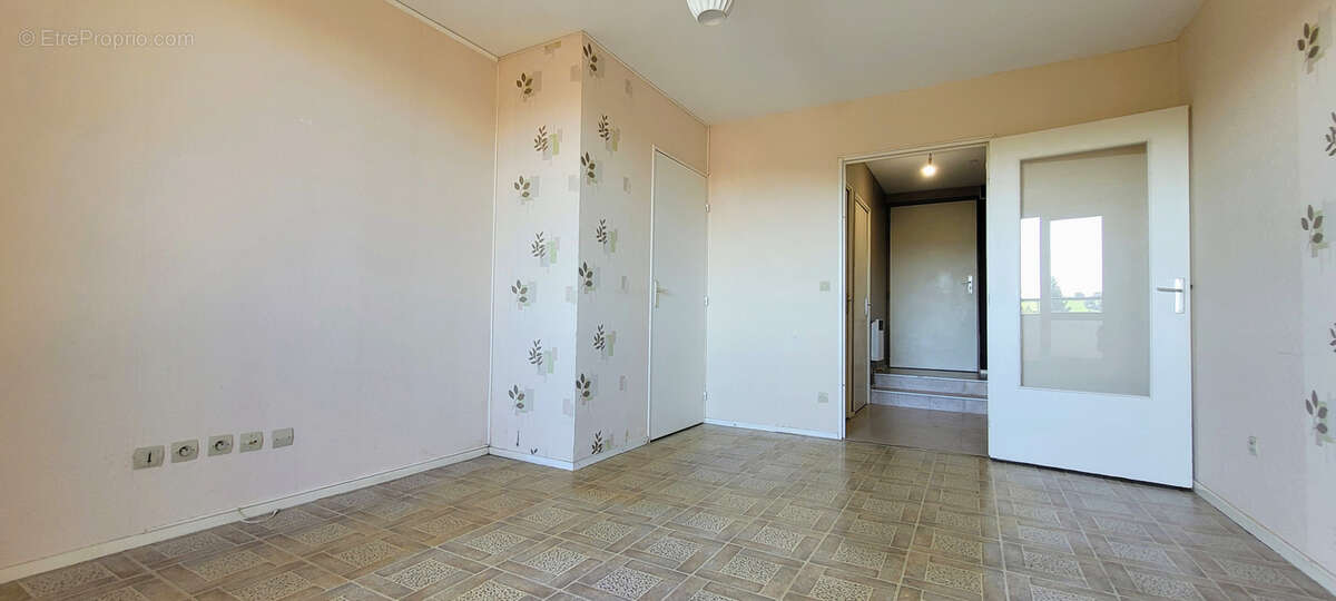 Appartement à SAINT-GENIS-LAVAL