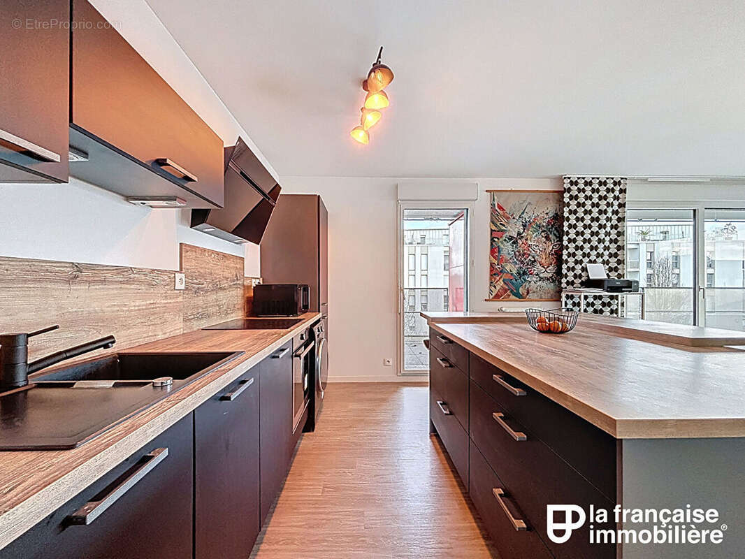 Appartement à VEZIN-LE-COQUET