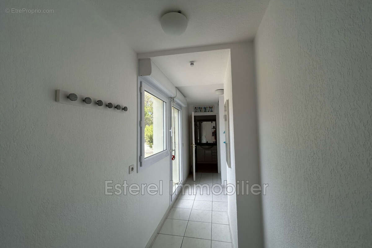 Appartement 26 m² à La Seyne-Sur-Mer  - photo 8