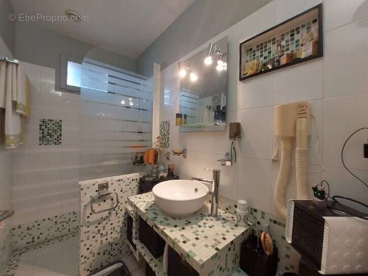 Maison à SAINT-PAIR-SUR-MER