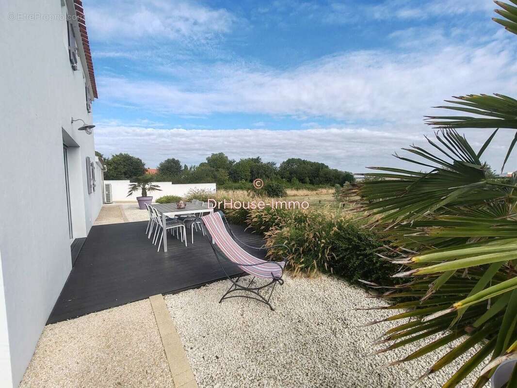 Maison à PUYRAVAULT