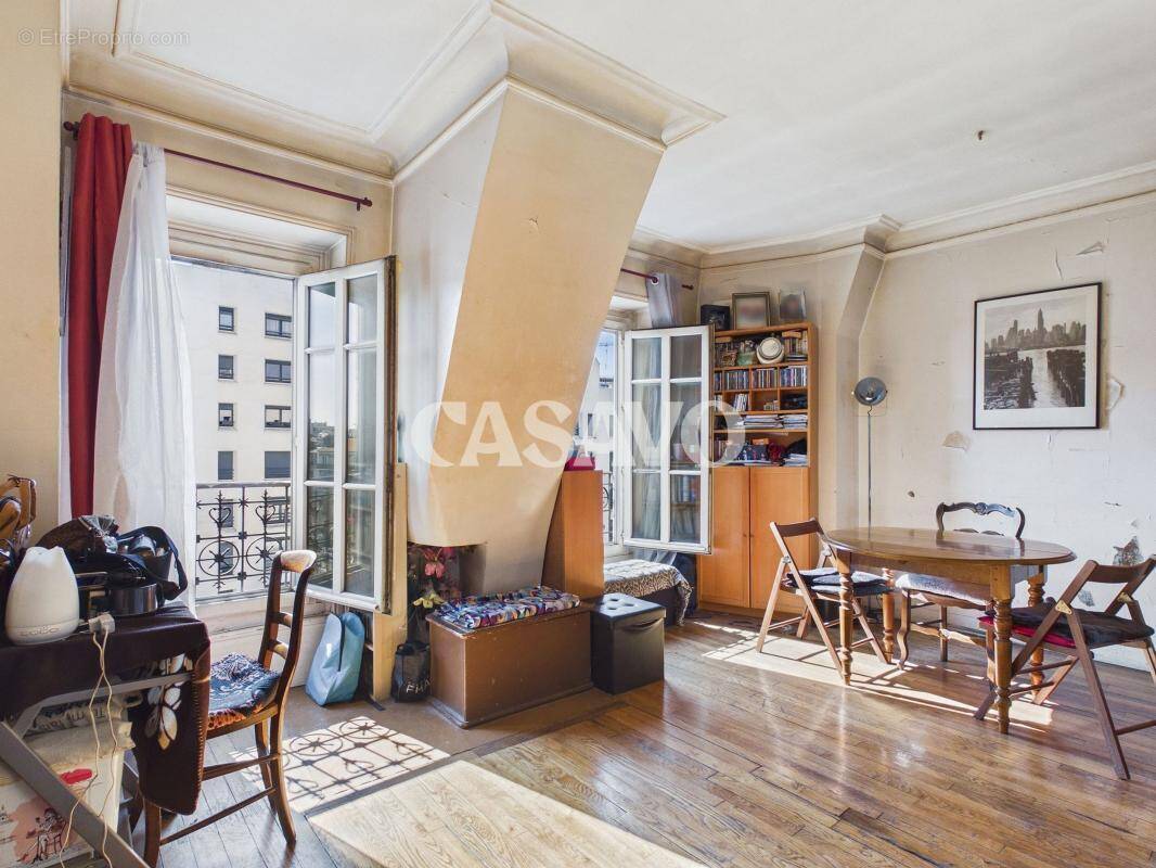 Appartement à PARIS-15E