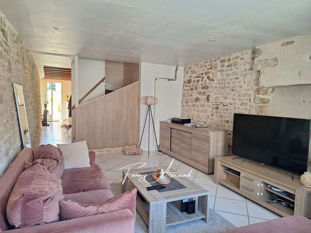 Maison à FONTENAY-LE-COMTE