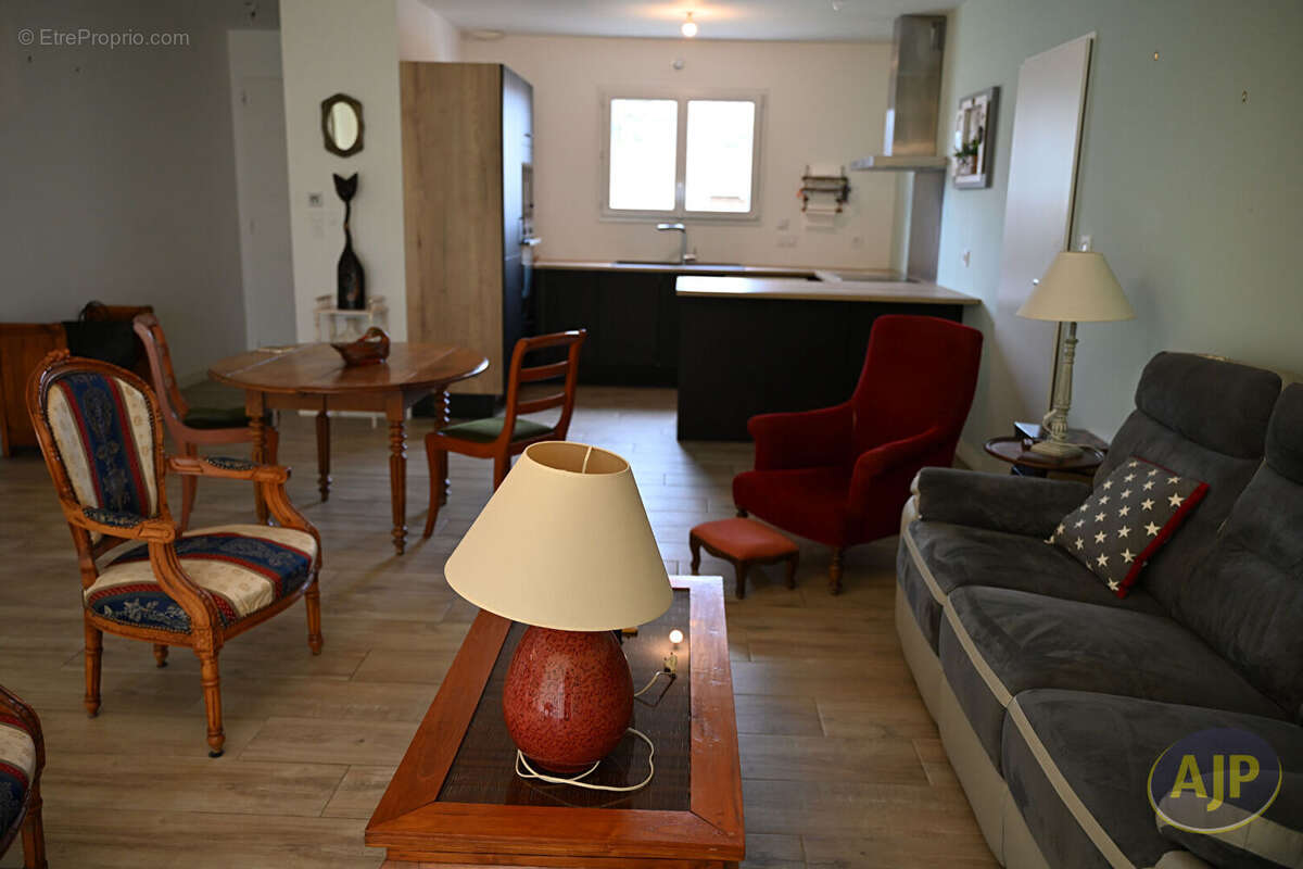 Maison à SAINT-GERMAIN-DU-PUCH