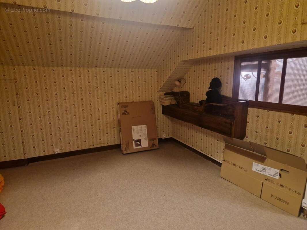 Photo 9 - Maison à BELLENAVES