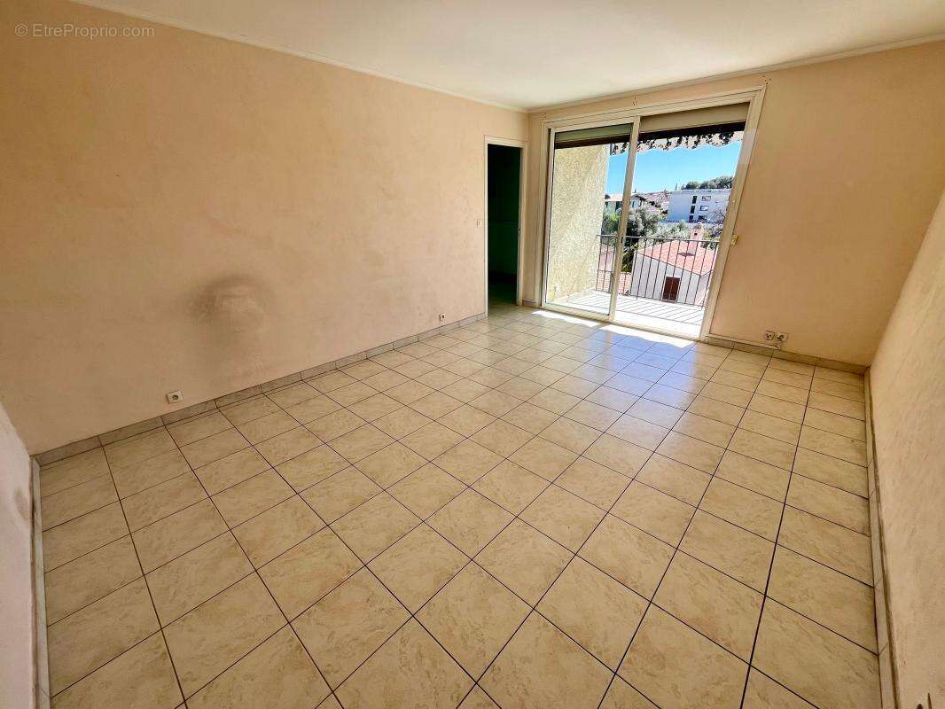Appartement à LE CANNET