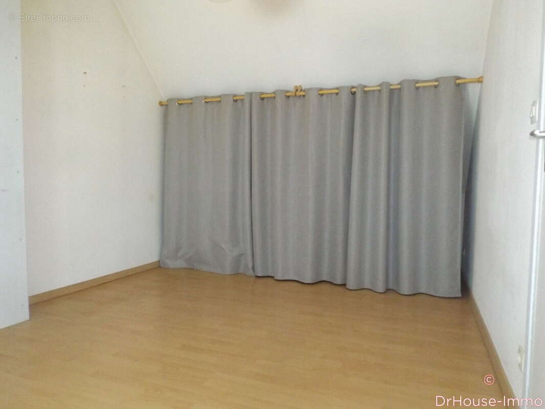 Maison à PLOUGOUMELEN