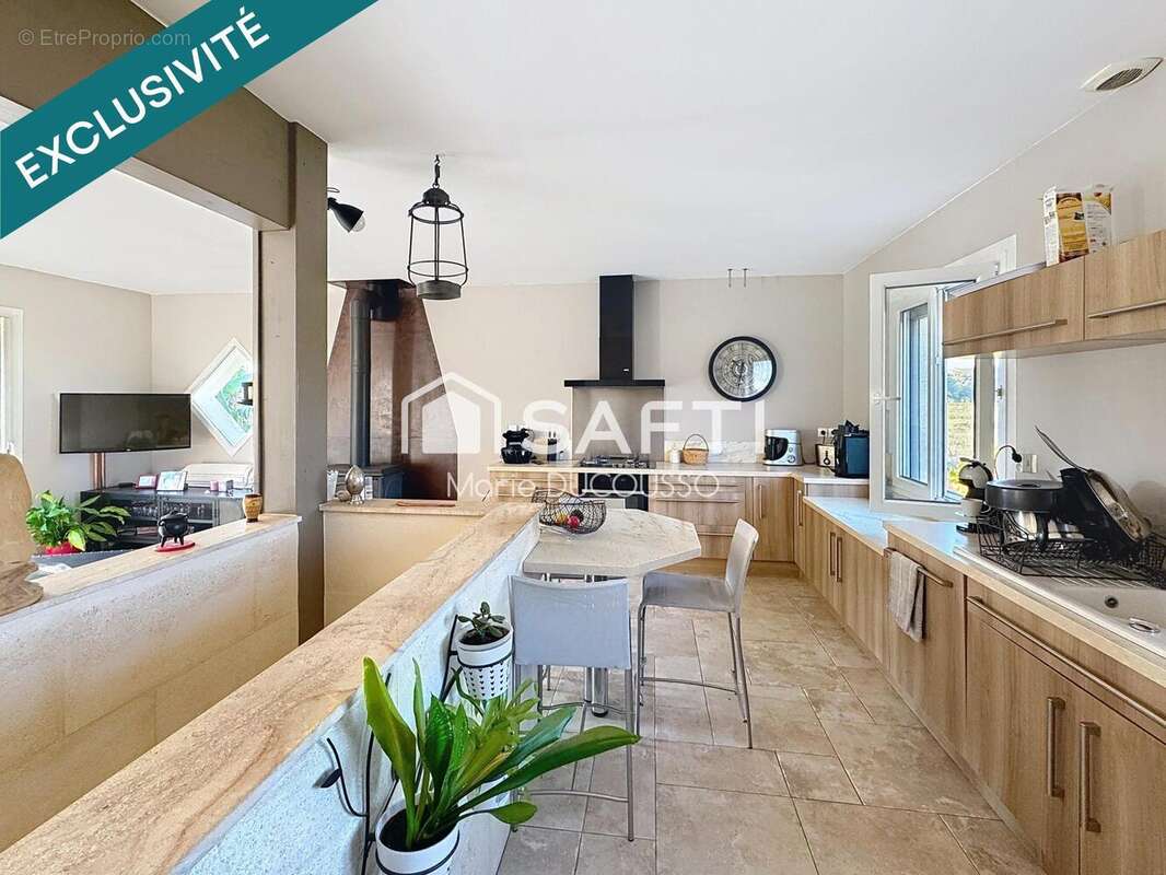 Photo 5 - Maison à MOULIETS-ET-VILLEMARTIN