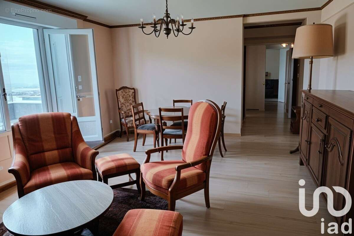 Photo 6 - Appartement à MAINVILLIERS