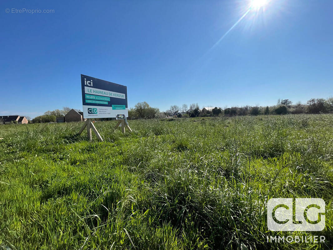 Terrain à LOCTUDY