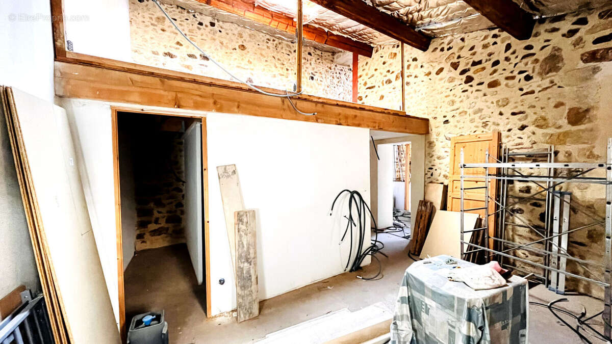 Maison à THEZAN-LES-BEZIERS