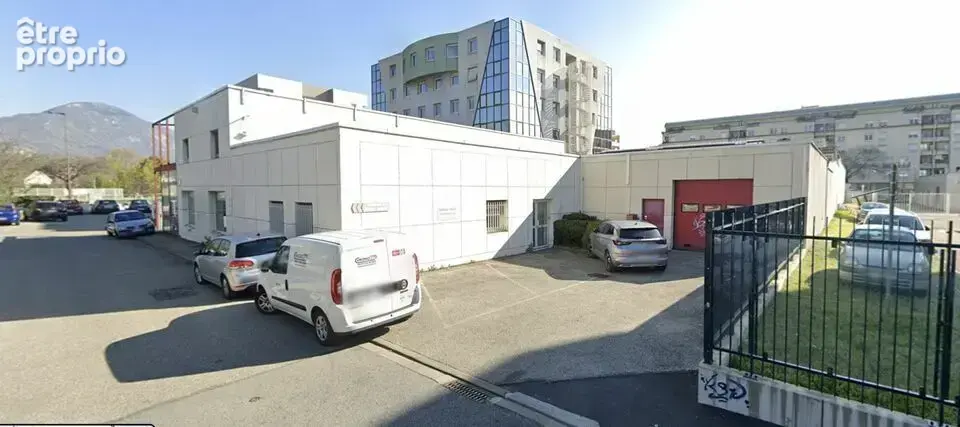 Autre à GRENOBLE