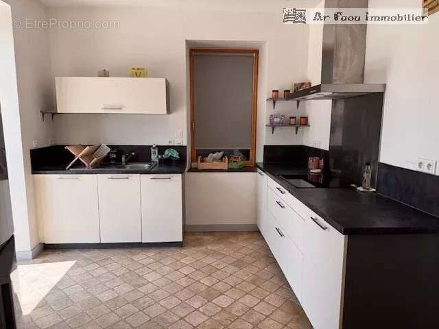 Maison à PONT-DE-BUIS-LES-QUIMERCH