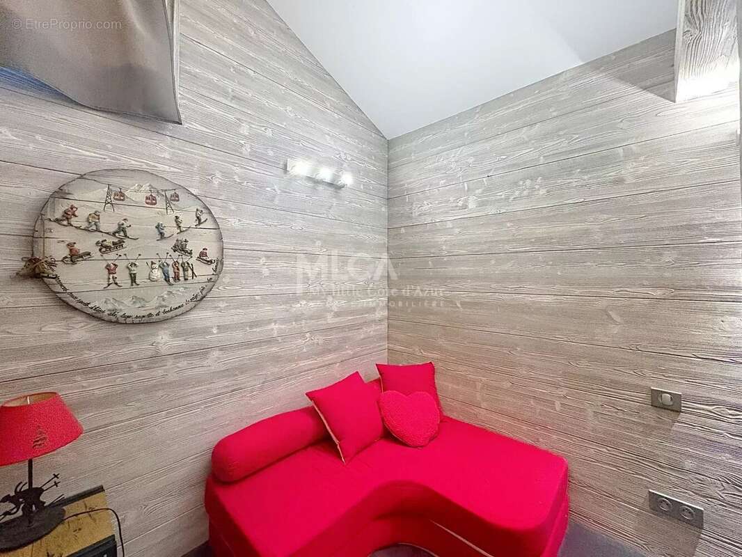 Appartement à SAINT-ETIENNE-DE-TINEE