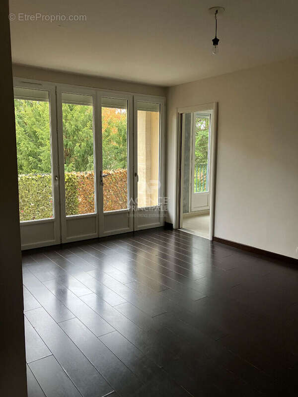 Appartement Maisons Laffitte 2 pièce(s) - Parc - photo 2
