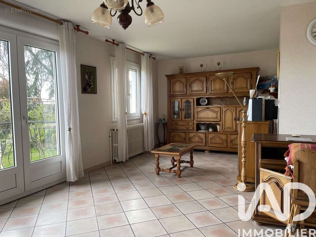 Photo 2 - Maison à VILLEDIEU-SUR-INDRE