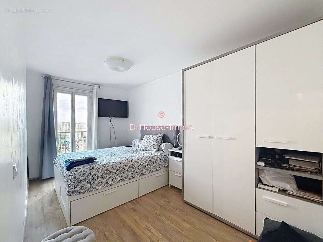 Maison 107 m² à Vitrolles  - photo 17