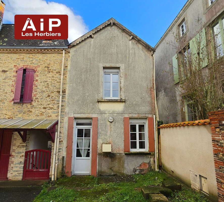Maison à MOUCHAMPS