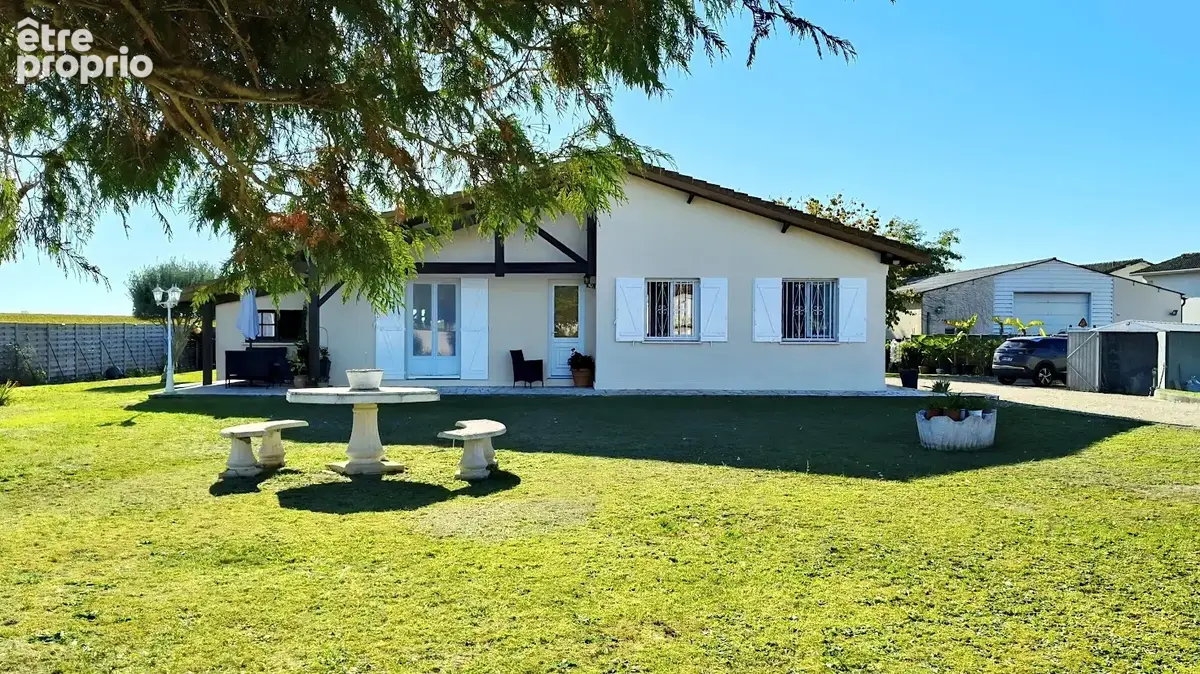 Photo Maison à Anglade au prix de 250 000€