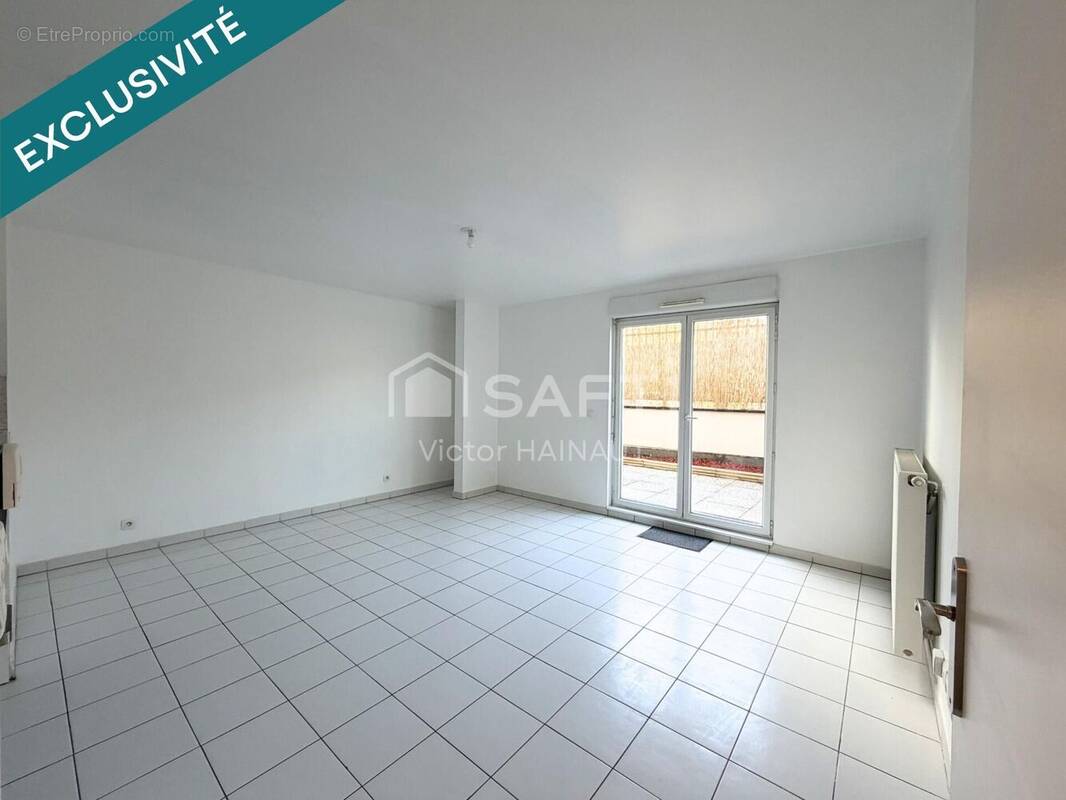 Photo 1 - Appartement à LOGNES