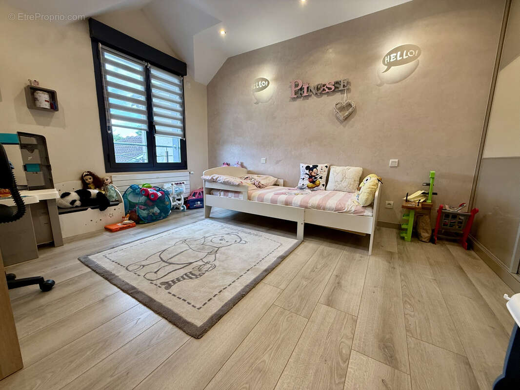 Maison à AULNAY-SOUS-BOIS