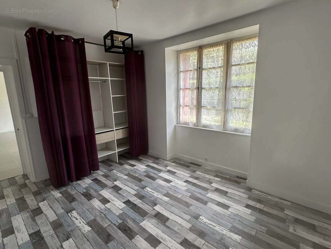 Maison à USSON-DU-POITOU