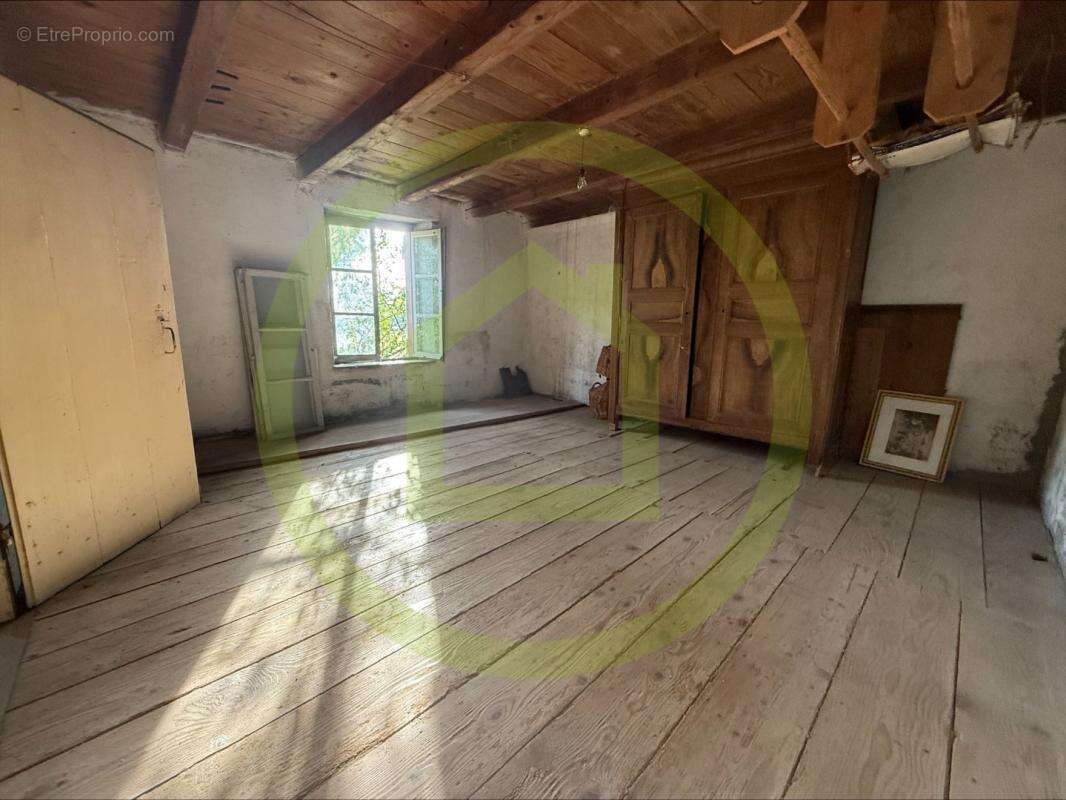 Maison à AILLEVILLERS-ET-LYAUMONT