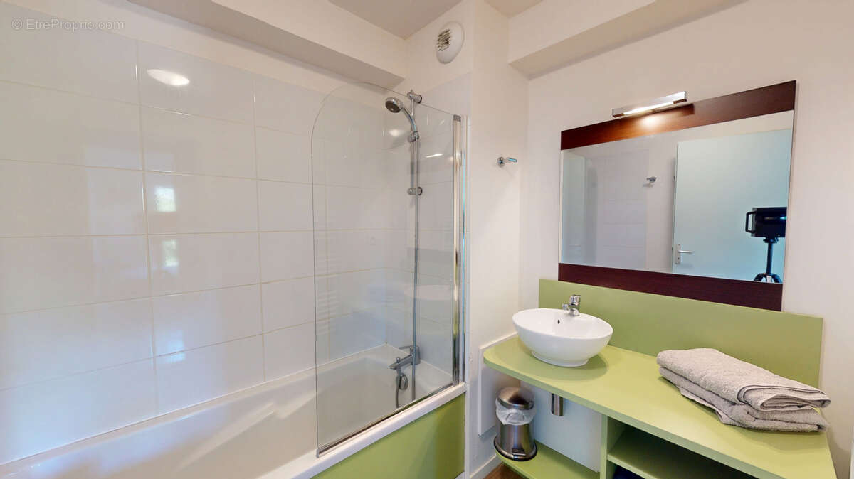 Appartement à GREOUX-LES-BAINS