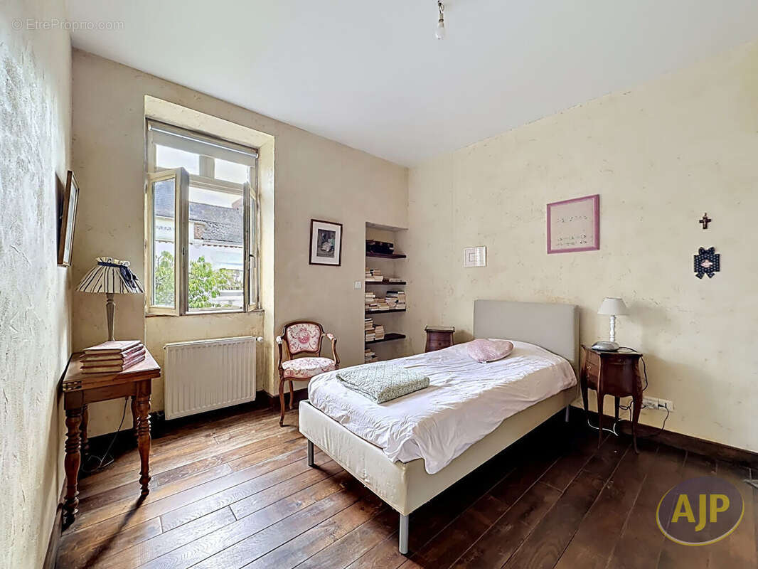 Maison à NANTES