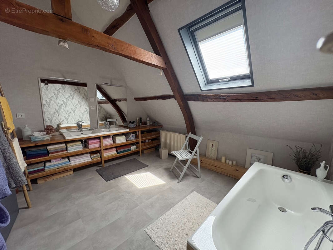 Maison à BEAUMETZ-LES-LOGES