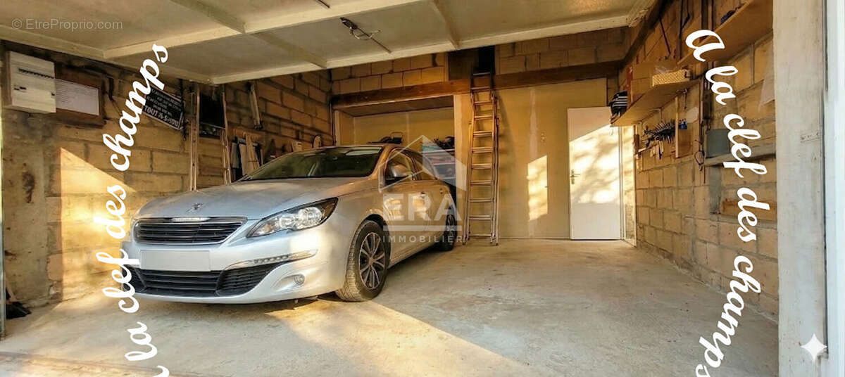 Maison à BURES-SUR-YVETTE