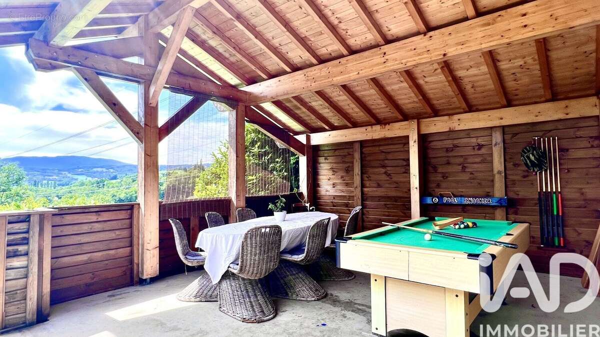 Maison 300 m² à Copponex  - photo 9