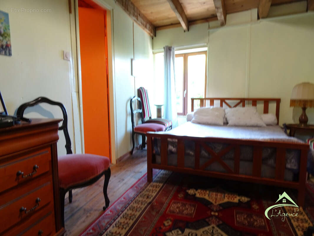 Maison à SAINT-JUNIEN