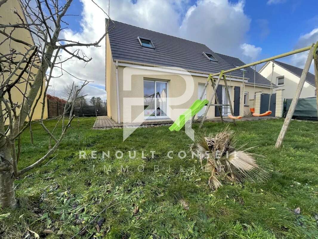 Maison à SAINT-JACQUES-SUR-DARNETAL