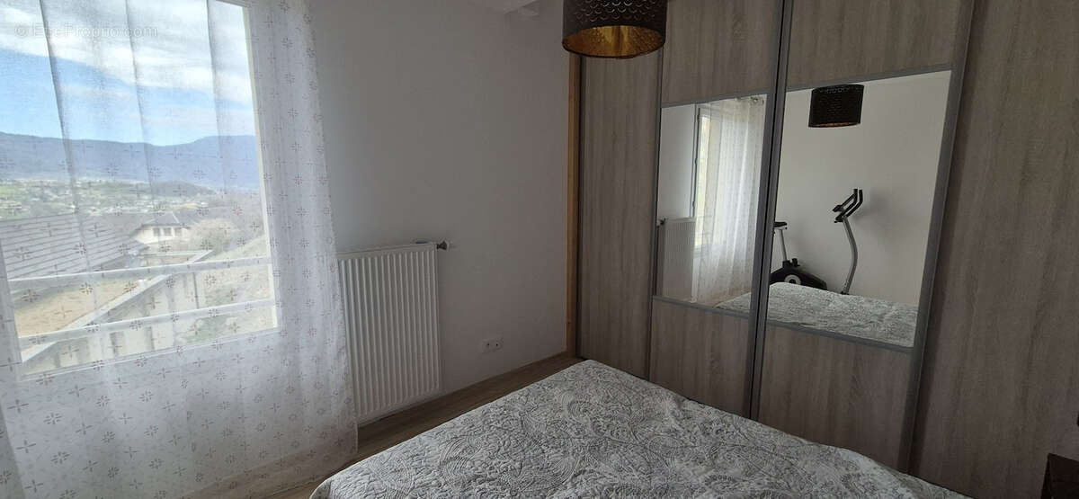 Appartement à SAINT-CASSIN