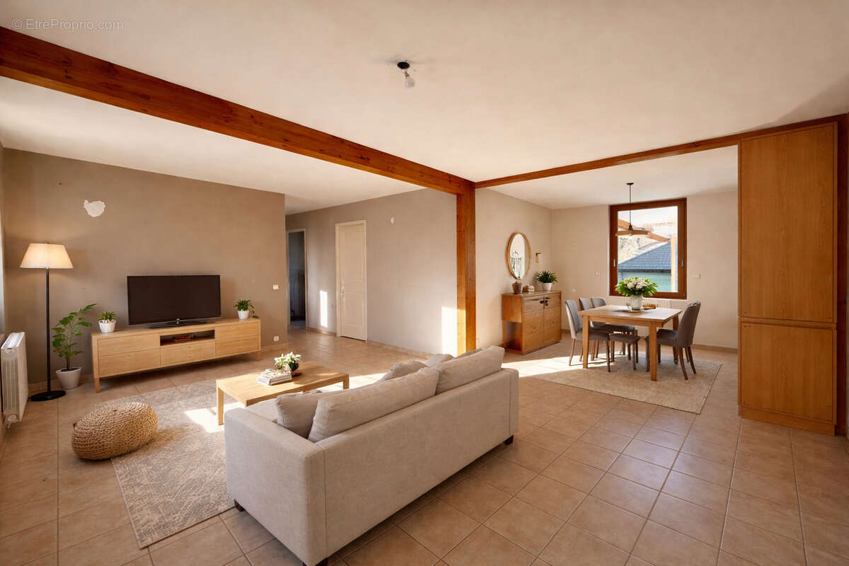 Appartement à THORENS-GLIERES