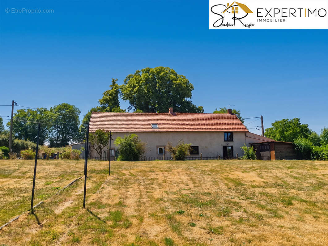 EXCLUSIVITÉ   Maison de 110 m2 sur terrain de 1700 m2 63700 LA CROUZILLE - photo 3